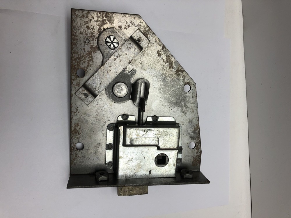 Caterpillar (Cat) 2G-0318 or 2G0318 Latch