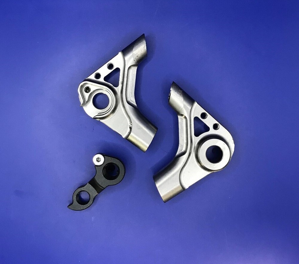 Titanium 12 mm Dropout With Hanger Ora Engineering