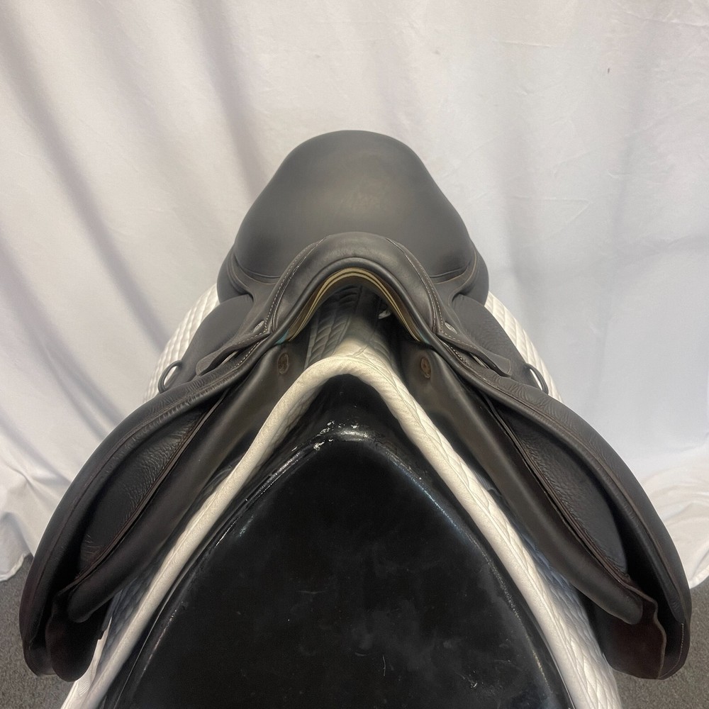 Used Voltaire Stuttgart - Size 18" Jump Saddle Brown