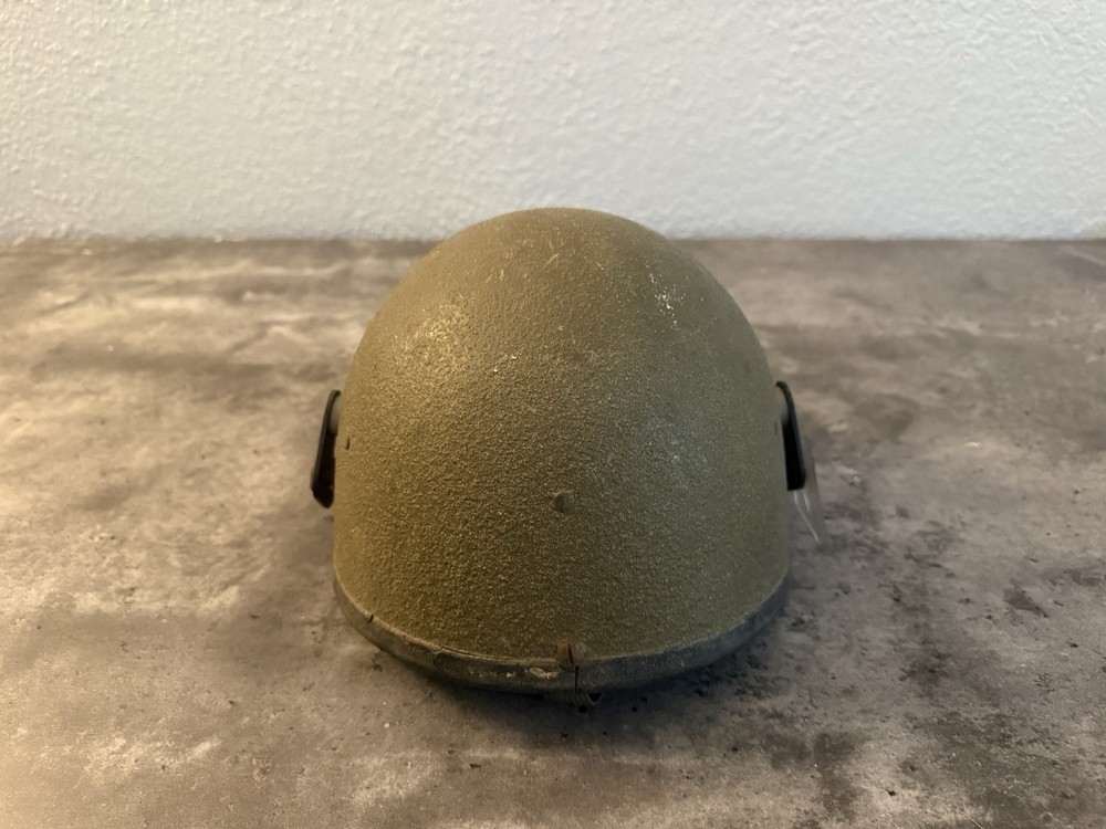 IDF OR-201 Riot Helmet - Visor Removed, Excellent Condition