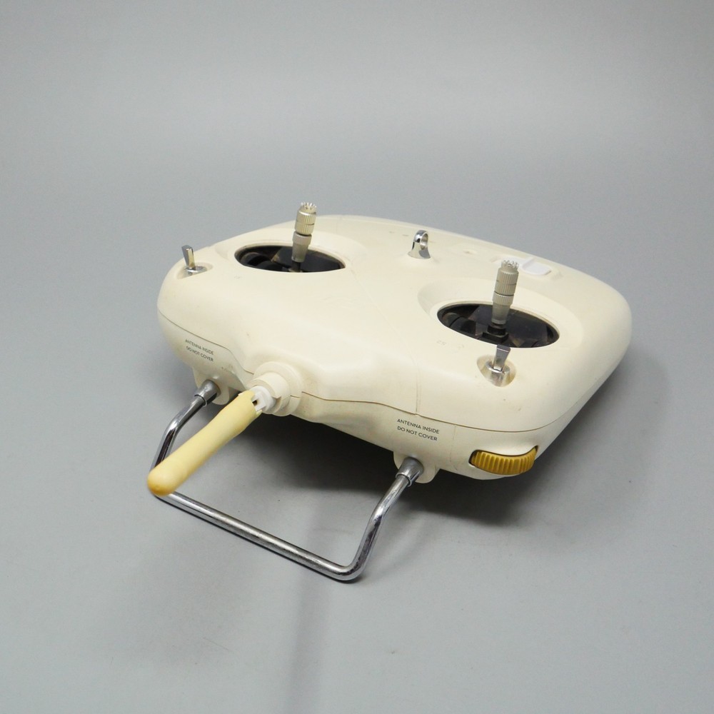 DJI Phantom 3 Standard Drone Remote Control GL358WA - Needs Repair