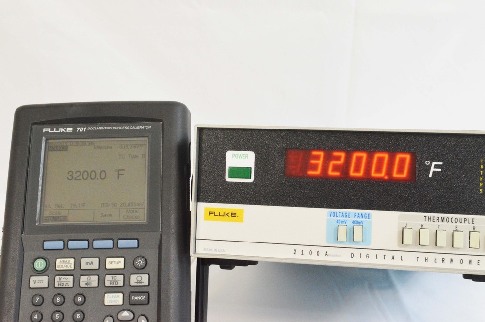 Fluke 2100A Reference Digital Thermometer with option -06 CALIBRATED GUARANTEED