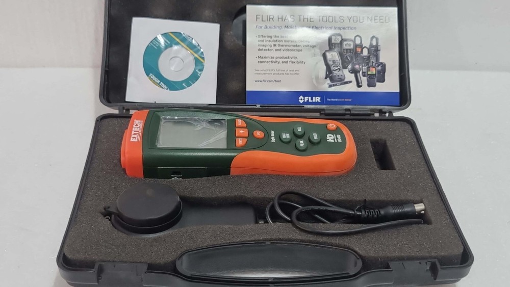 EXTECH INSTRUMENTS HD400 HEAVY DUTY LIGHT METER