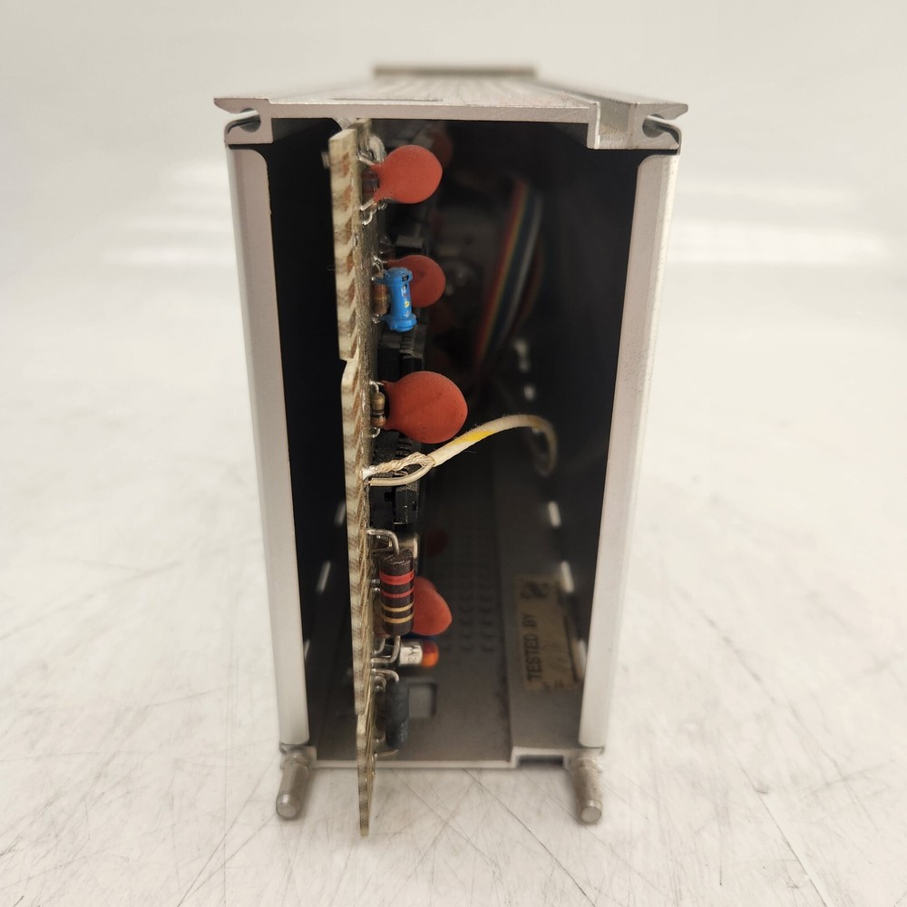 Tektronix DC 504 Counter/Timer | Powers On