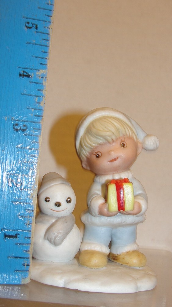 4" CERAMIC CHRISTMAS FIGURINE - BOY AND SNOWMAN -