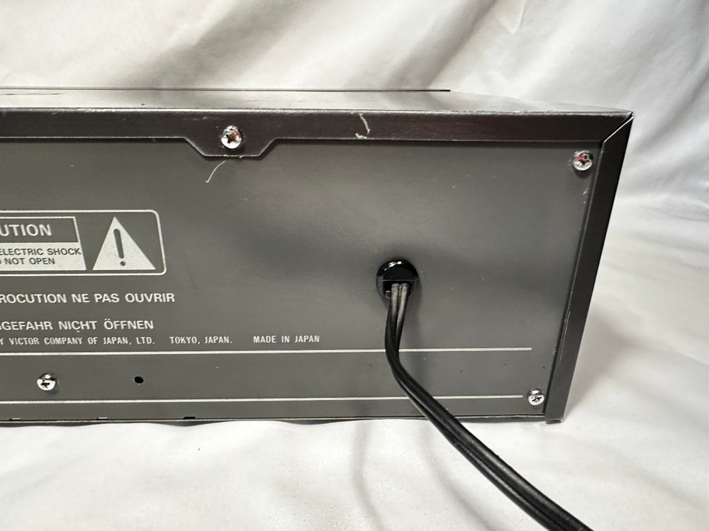 JVC KD-W110 Dual Cassette Deck