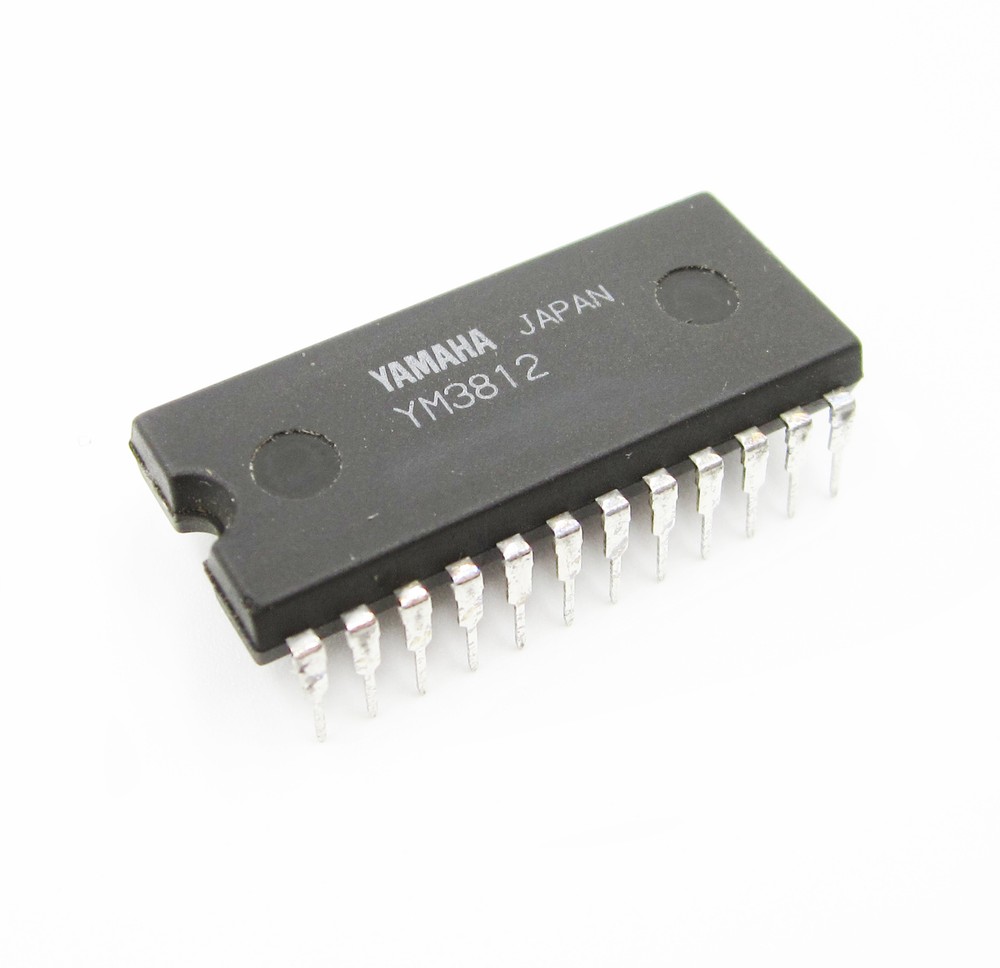 1/5PCS YM3812 DIP-24 FM OPERATOR TYPE integrated circuit