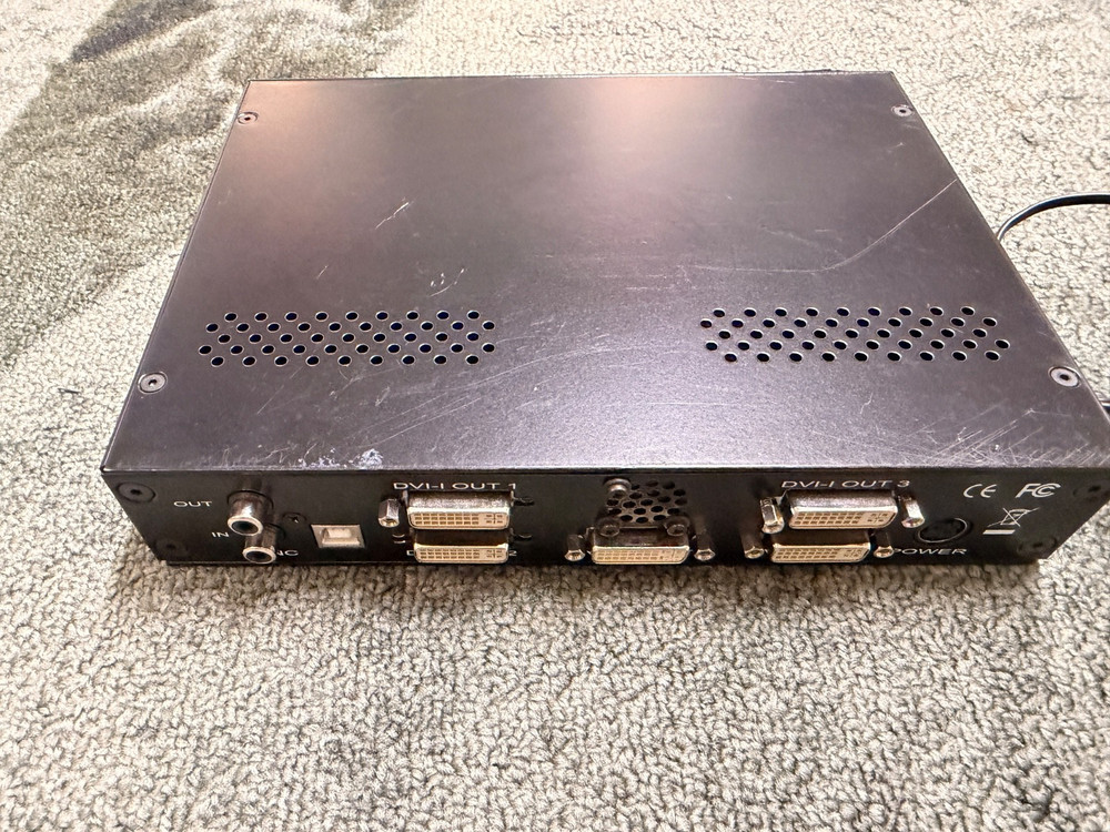 DATAPATH X4 (147) Display Controller Unit with power supply