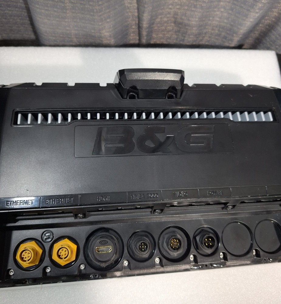 B&G Zeus2 W12