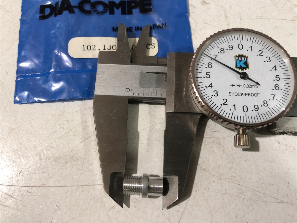 DIA-COMPE Gran Compe Aero Lever Threaded Ferrule (1)