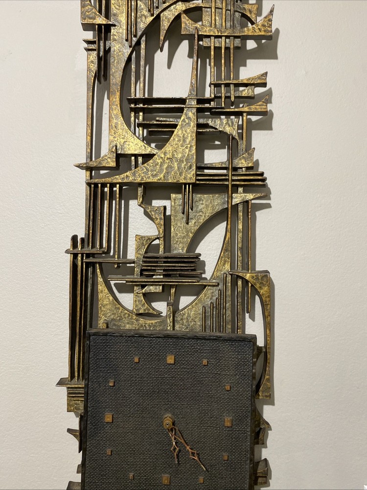 Burwood Clock