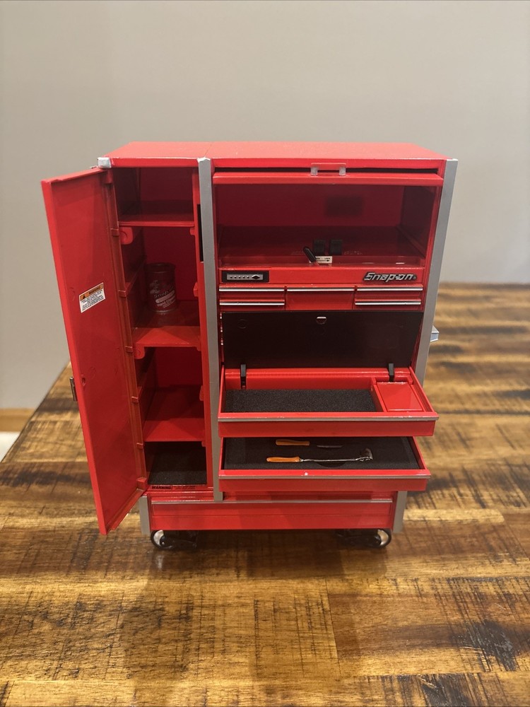 Snap-on Tools Die-cast Mini Toolbox KR7100C Comes With Original Box