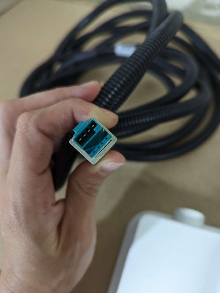 OMNITRACS Wireless Interface Box CA90-JB387-110 w/ Cable 45-JB319-17