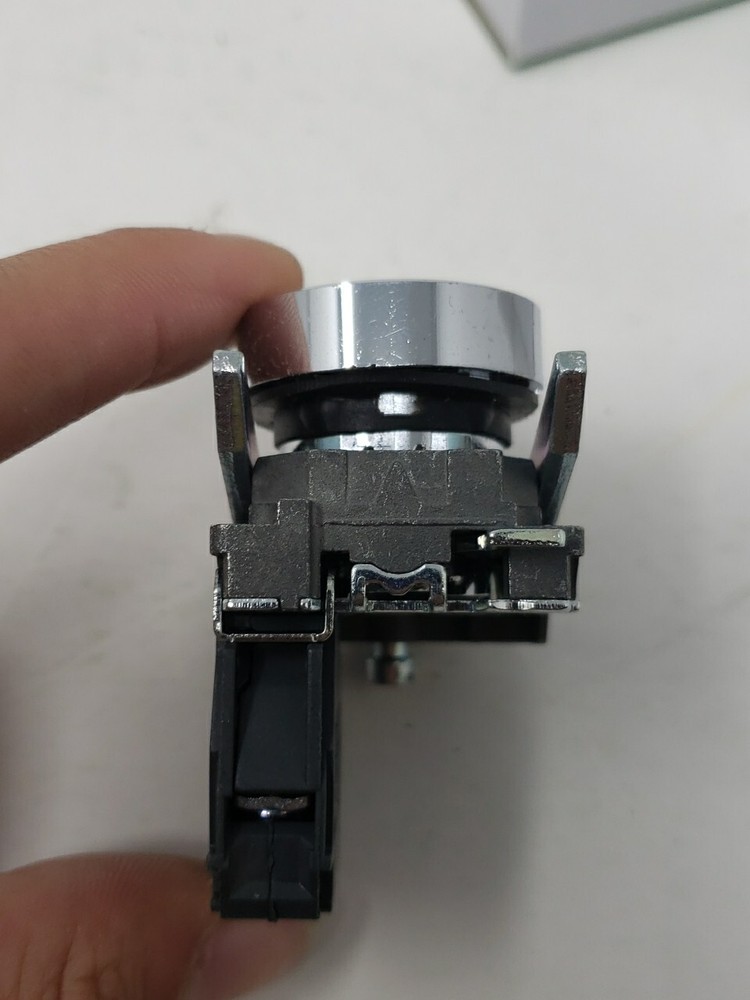 2ct RED XB4-BA42 22mm Push Button