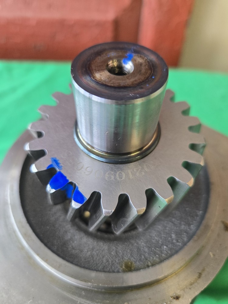 New Cummins OEM Part 4299041