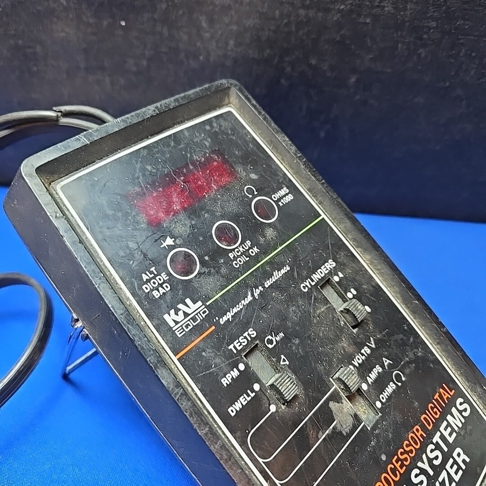 KAL EQUIPMENT Model 2800 ENGINE SYSTEMS ANALYZER Microprocessor Digital Untested