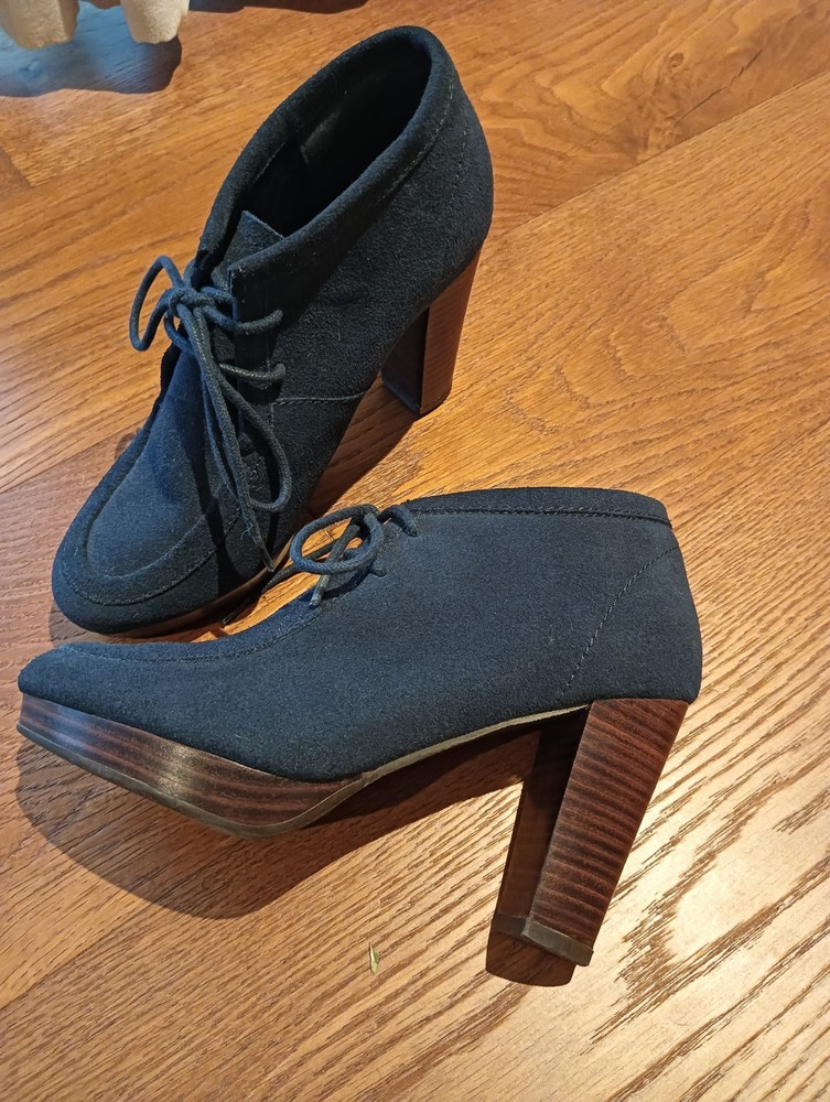 Ankle Boots in Blue Suede Size EU36