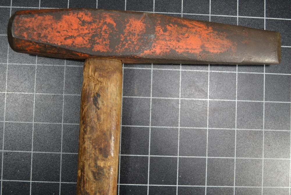 CUT DEVIL - #8064-26 - COLD CHISEL WITH THE ORIGINAL HANDLE