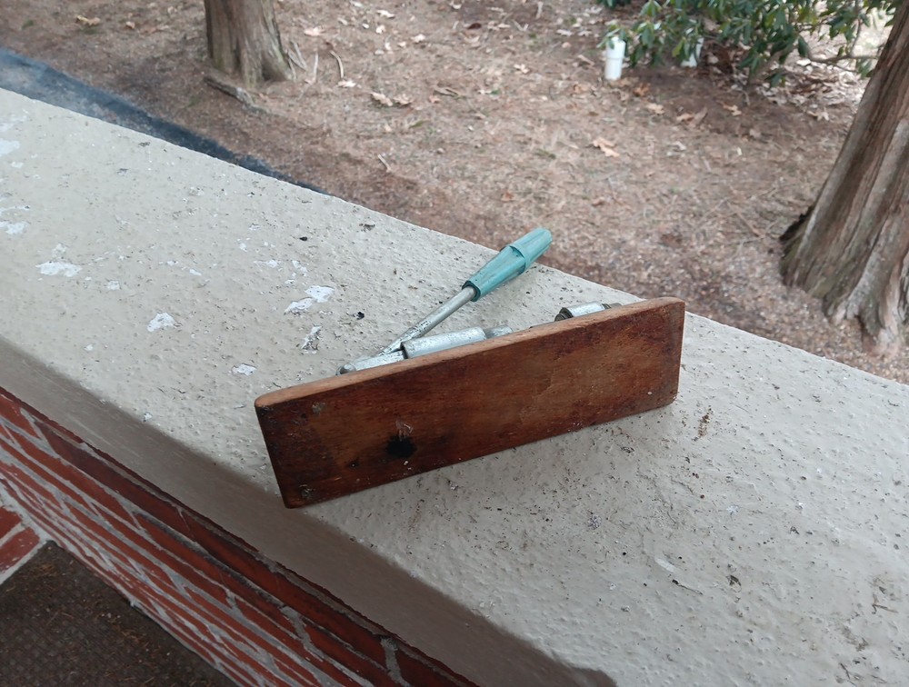 VINTAGE PECAN CRACKER NUT CRACKER