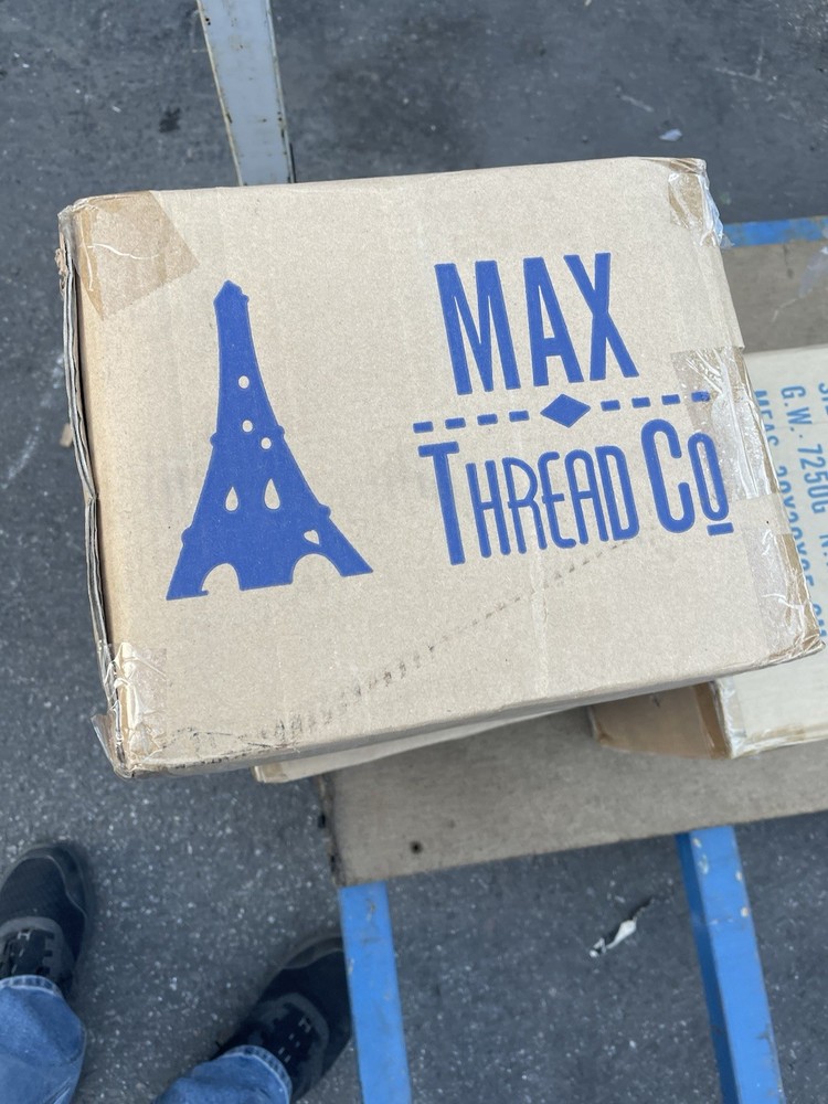 polyester thread lot sewing machine 27000 Cones