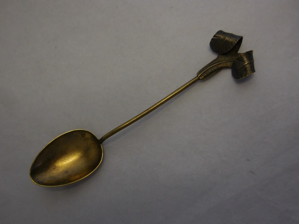 CURLING FEATHERS GILT STERLING SILVER DEMITASSE SPOON