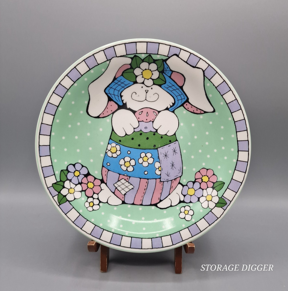 VTG Studio 33 Ceramic Easter Dish Rabbit Multicolor Collectable Decor 8" Plate