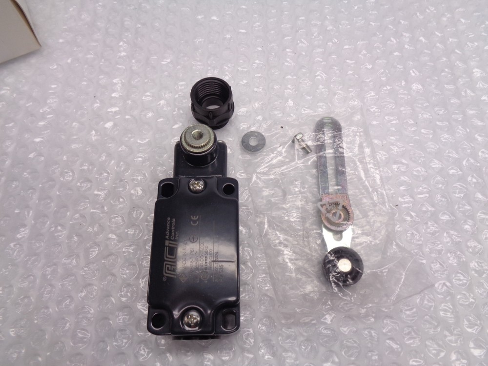 ADVANCE CONTROLS INC. 103361 LIMIT SWITCH NSMP
