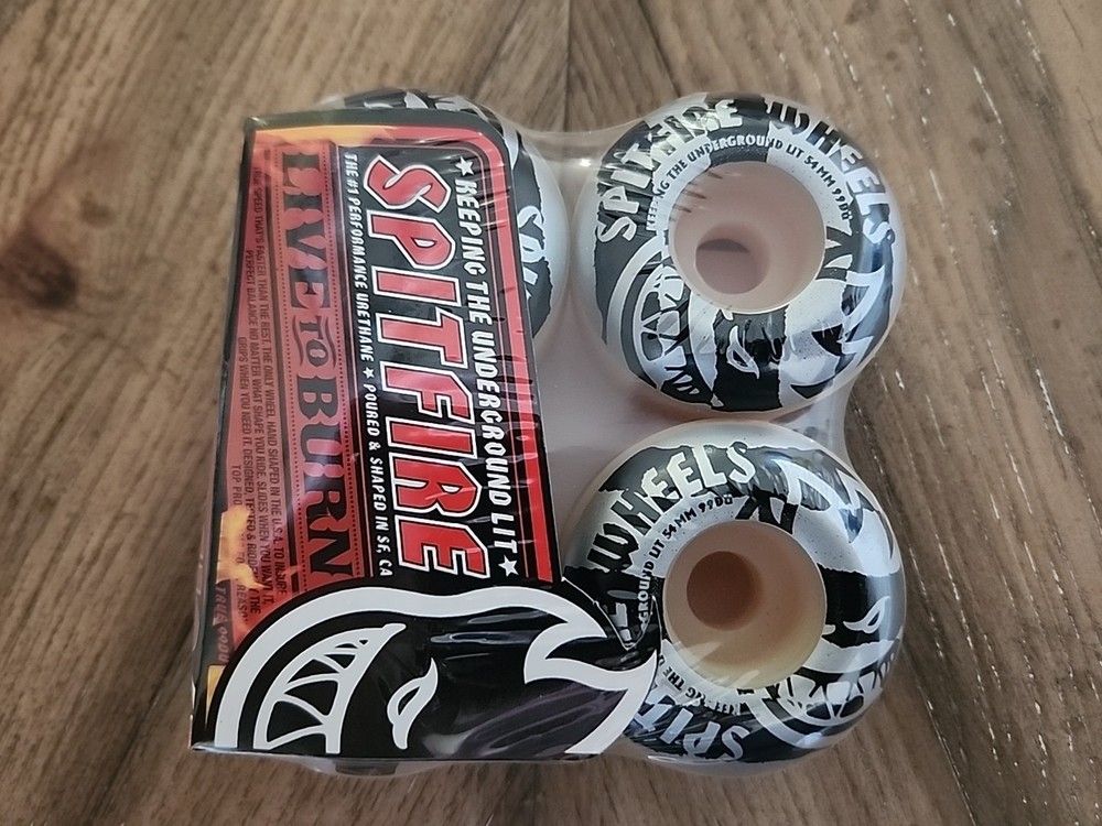 spitfire wheels 54x99d Live To Burn
