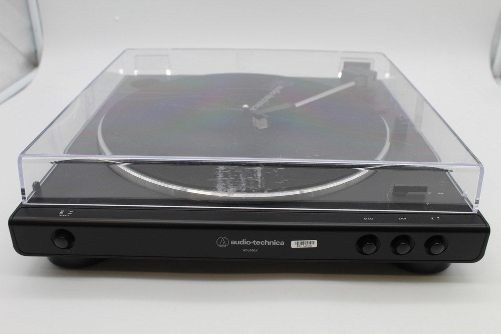 Audio-Technica Fully Automatic Belt-Drive Stereo Turntable *READ DESC*