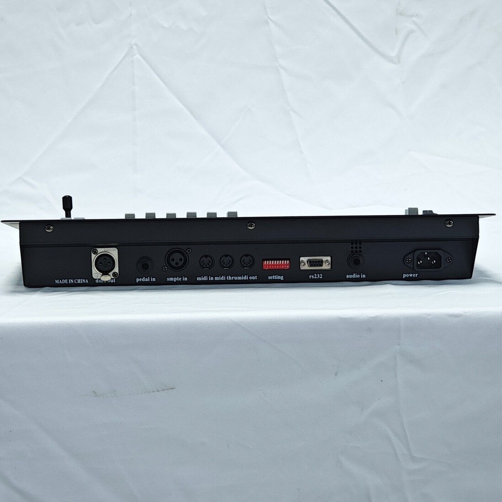 Pilot 2000 DMX Lighting Console Mixer Console Moving Par Light DMX Controller