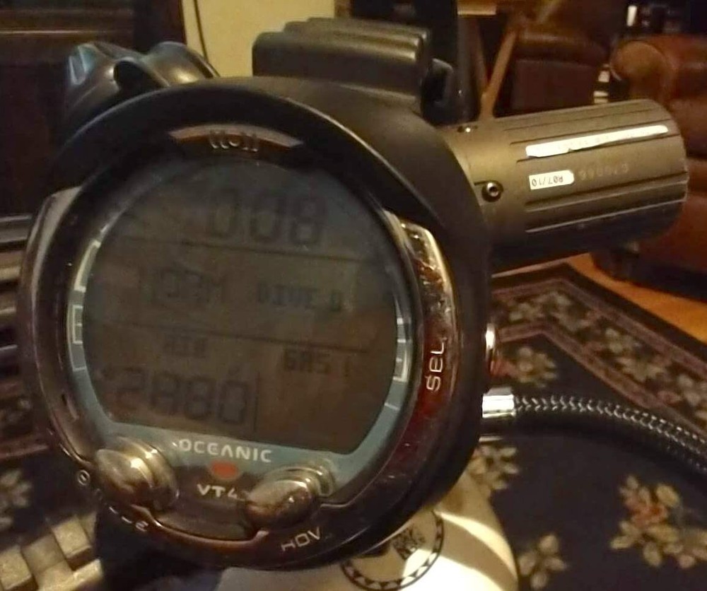 Oceanic VT4 Wireless Hoseless Wrist Dive Computer with Transmitter
