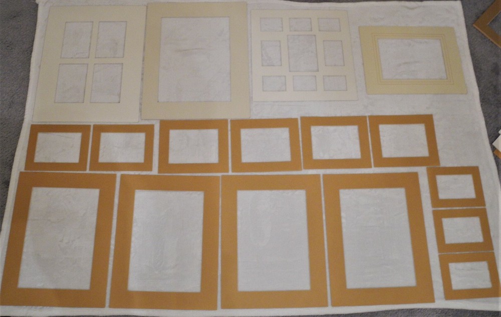 ASSORTED CARDBOARD PICTURE MOUNTS BUNDLE 44 ITEMS : ARTISTS & CRAFTERS