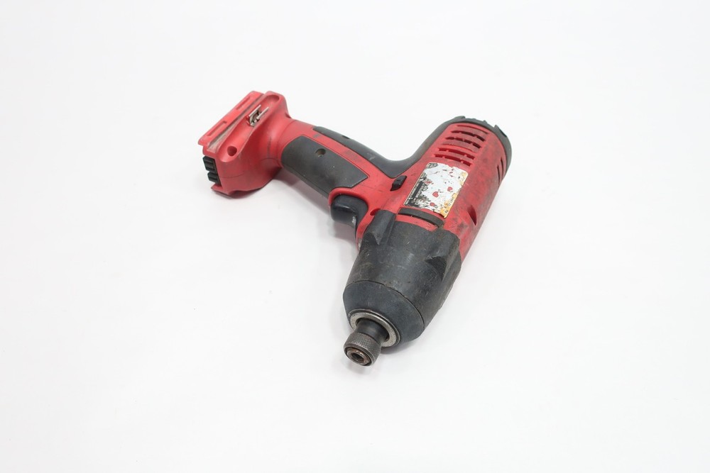Milwaukee 2601-22 18v Compact Driver/drill Kit