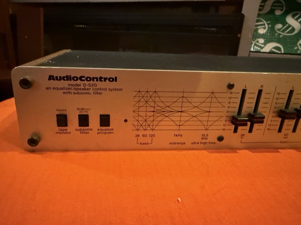 AUDIOCONTROL D-520 Subsonic Filter Equalizer