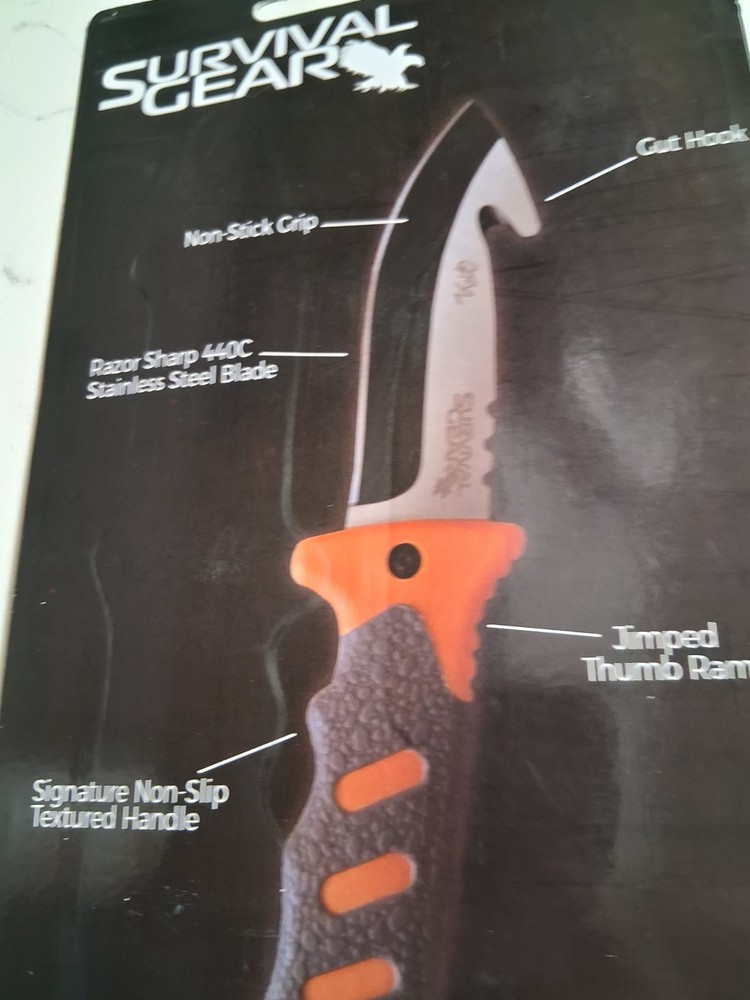 Guthook Hunting Knife fixed blade with case NEW