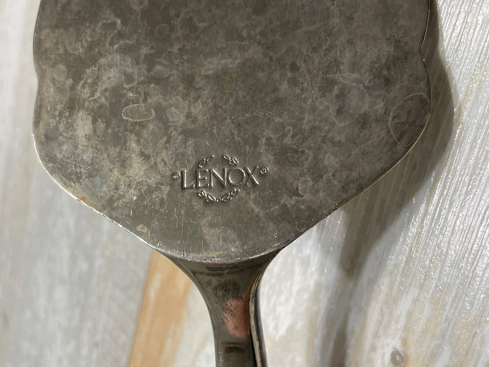 Lenox Wedding Promises, Opal Innocence Cake Server Silver Plate