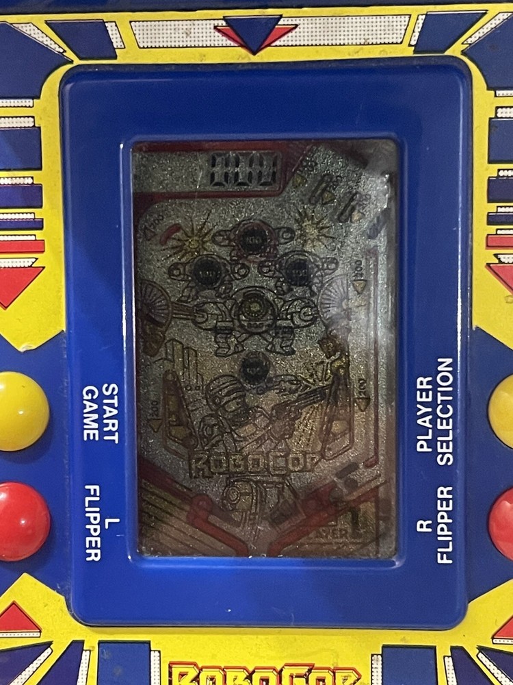 REMCO ROBOCOP ELECTRONIC HANDHELD PINBALL MACHINE- 1989
