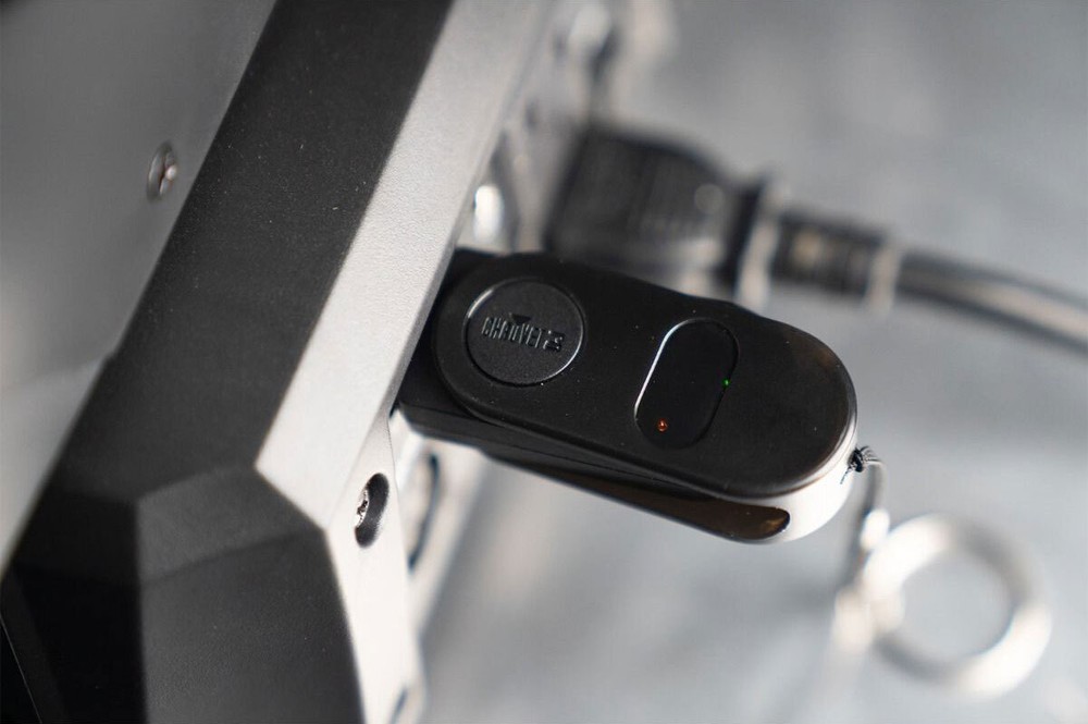Chauvet DFI USB2 Finger-Sized Wireless D-Fi Transceiver