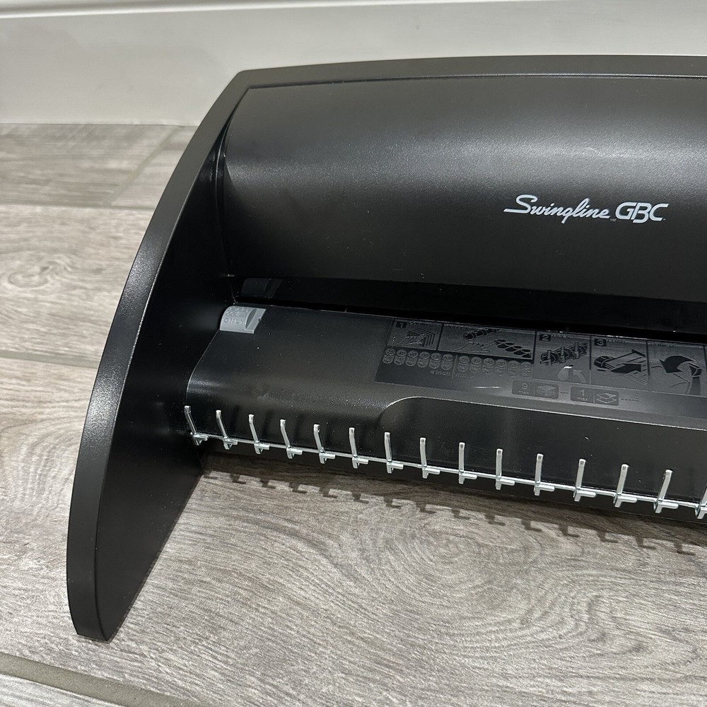 Swingline GBC CombBind BindMate with Extras