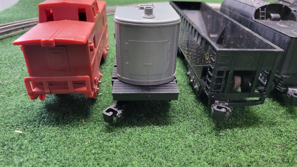 MARX 400 STEAM ENGINE FREIGHT CAR SET