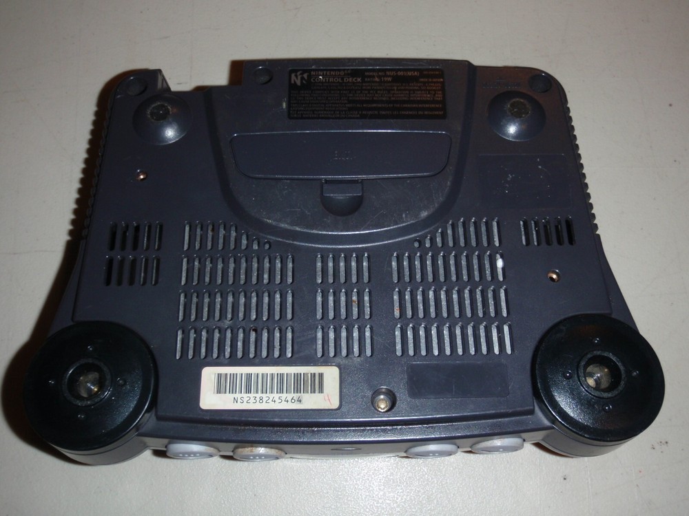 NINTENDO 64 N64 SYSTEM WITH 4 CONTROLLERS TESTED