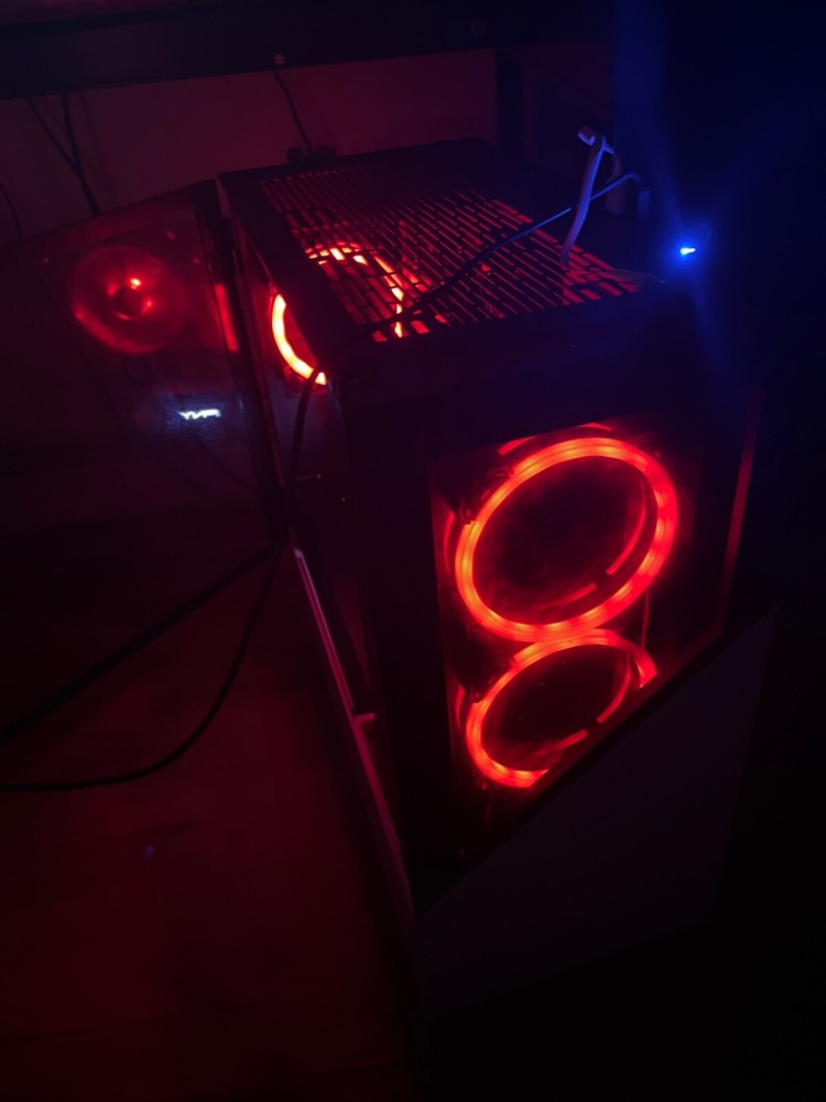 gaming pc desktop