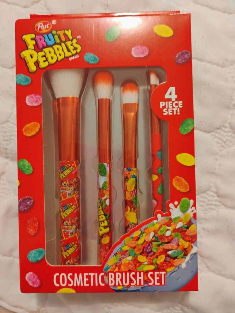Fruity Pebbles cosmetic brush set