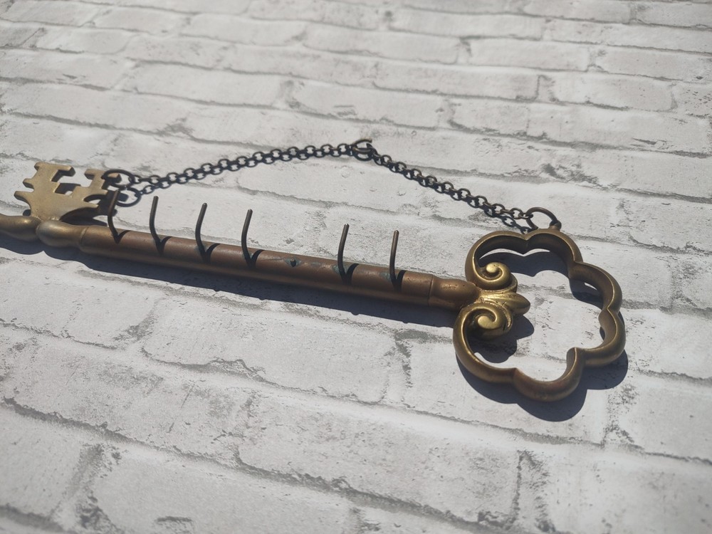 11" Solid Brass Skeleton Key Shape Holder Rack 6 Hook Hanging on chain