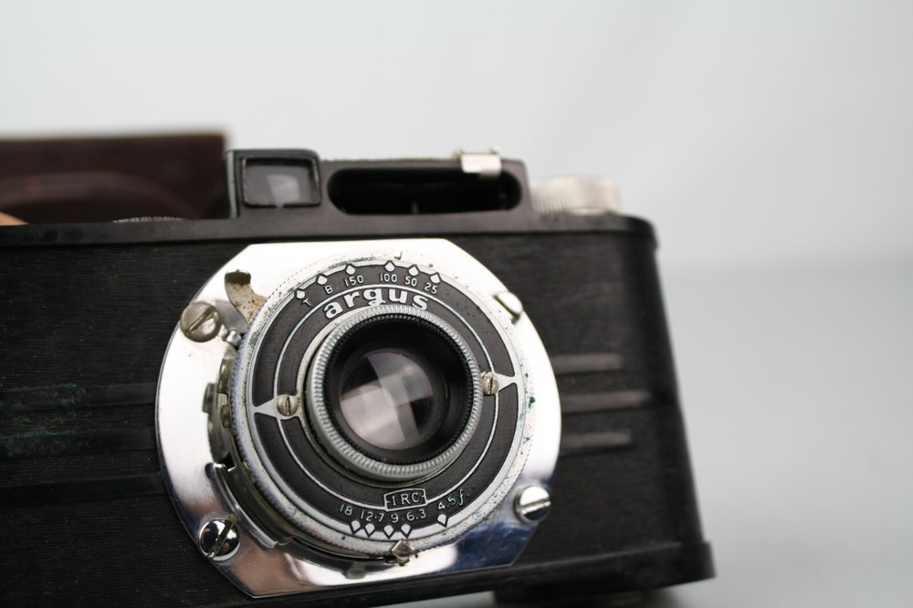 Vintage Argus IRC Camera w/ Leather Case