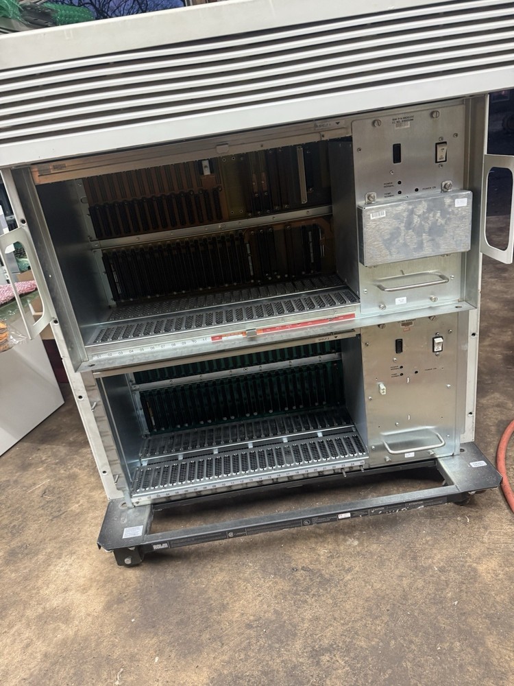 Rolm CBX Model 9751 Phone System