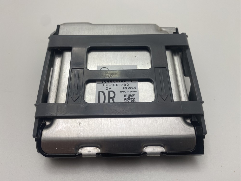 LEXUS CAMERA FORWARD RECOGNITION OEM PART NO: 8646C-24010