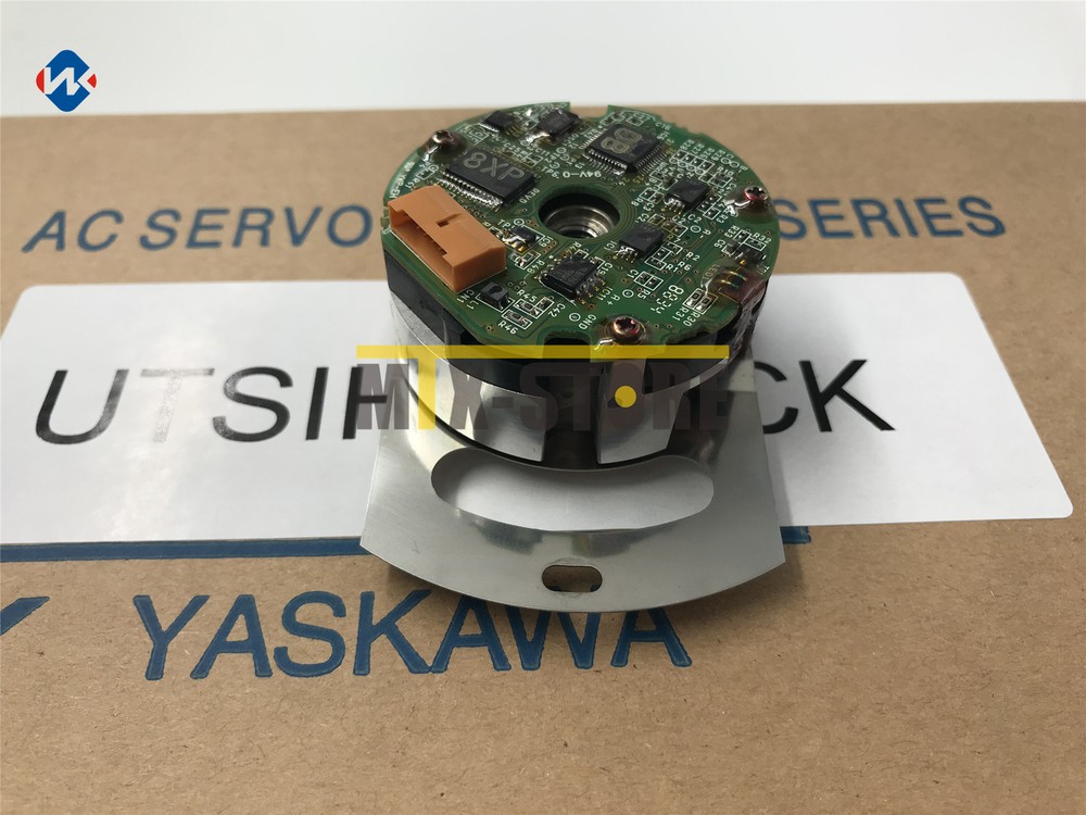 1PCS New Yaskawa UTSIH-B17CK Servo Motor Encoder for SGMGH-13ACA61