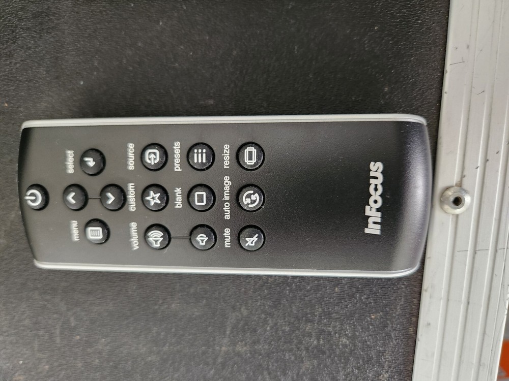 Infocus IN1100 Projector