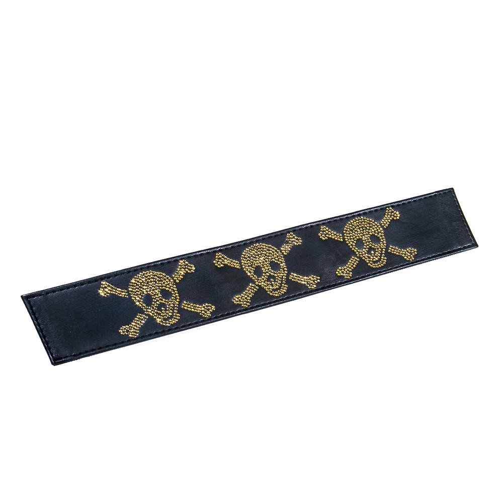 Skulls in Gold!